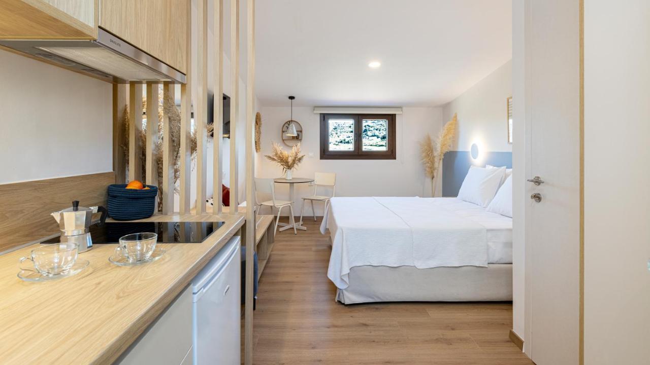 Aether Green Apartments Nea Roda Eksteriør billede